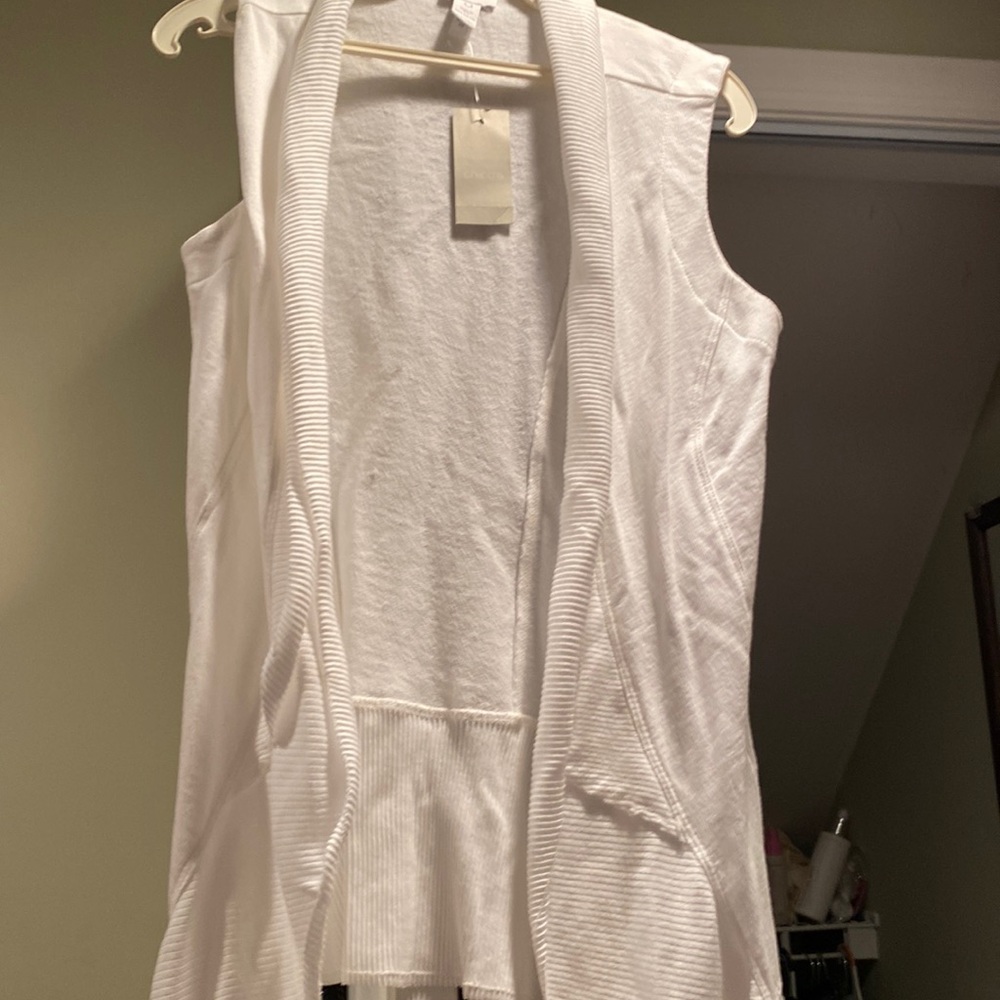 Chicos Zenergy vest